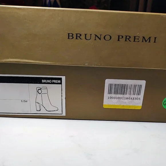 Made in Italy - Bruno Premi Ghiaccio (Ice) Creamy White Ankle Boots - Picture 8 of 8